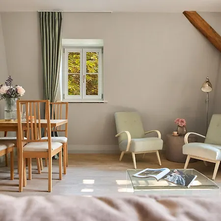 Deco By Downtown 3*