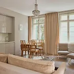 Deco By Downtown Apart-hotel 3*