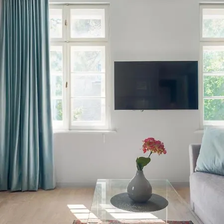 Deco By Downtown Apartment *