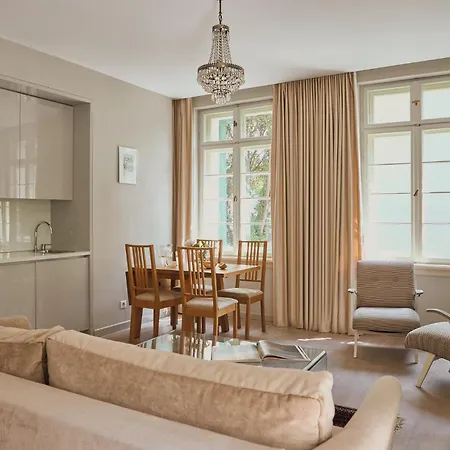 Deco By Downtown Lejlighedshotel 3*