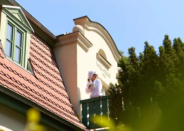 Deco By Downtown Lejlighedshotel 3*